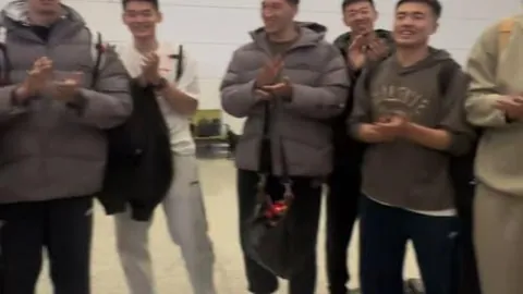 米兰市长公布：审阅双雄案卷后，将启动招标流程于数周之内。